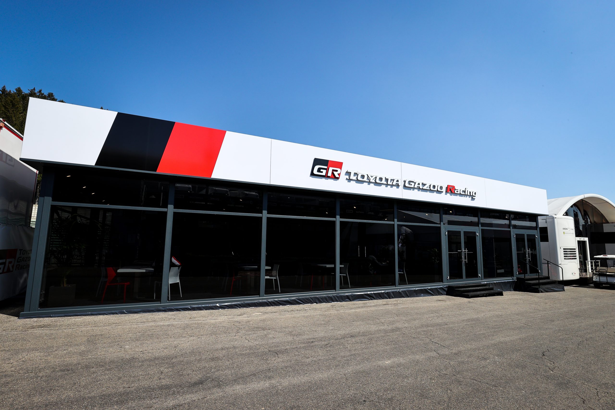 Structure façade IEVENT pour TOYOTA GAZOO RACING