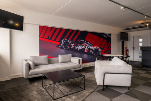 Loge Peugeot – 24h 2026